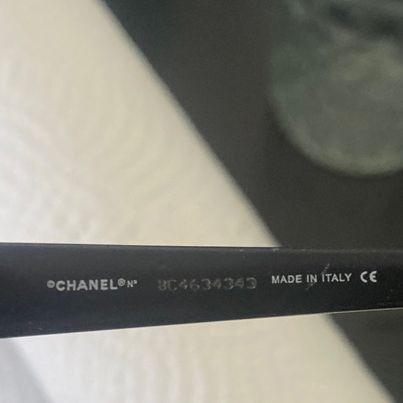 Channel Eyeglasses frames - Picture 3 of 5